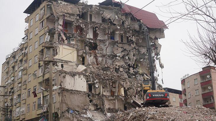 Cumhurbaşkanlığı hasar raporu: İki depremin ekonomiye zararı 2 trilyon lira