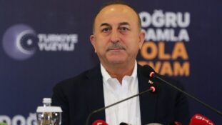 Bakan Çavuşoğlu : “Büyük şehirlerde memurlara il ve ilçe bazında kira katkısı vereceğiz”