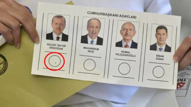 Oy pusulasındaki “siyah nokta” tartışmalarına YSK noktayı koydu!