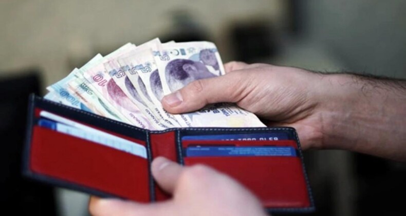 Kur yükseldi, 500 dolar formülü rafa kalktı! İşte asgari ücret zammında masadaki son rakam