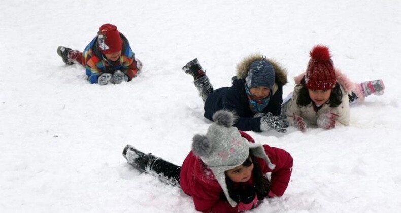 Meteroloji’den Pazartesi için yoğun kar ve sağanak uyarısı! Okullar tatil olacak mı? İlk haber geldi…