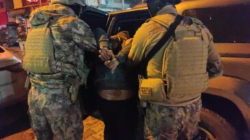 Sansasyonel eylem hazırlığındaki PKK’lı terörist yakalandı! Evde uyuşturucu çıktı