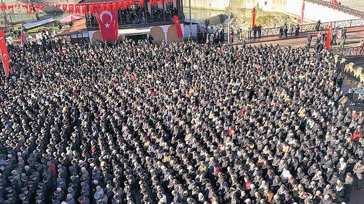 Türkiye şehitlerini uğurladı: Kahramanlara gözyaşlarıyla veda