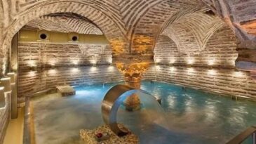 Ayasofya Camii’nin yanı başında tepki çeken olay! Bakanlık anında harekete geçti